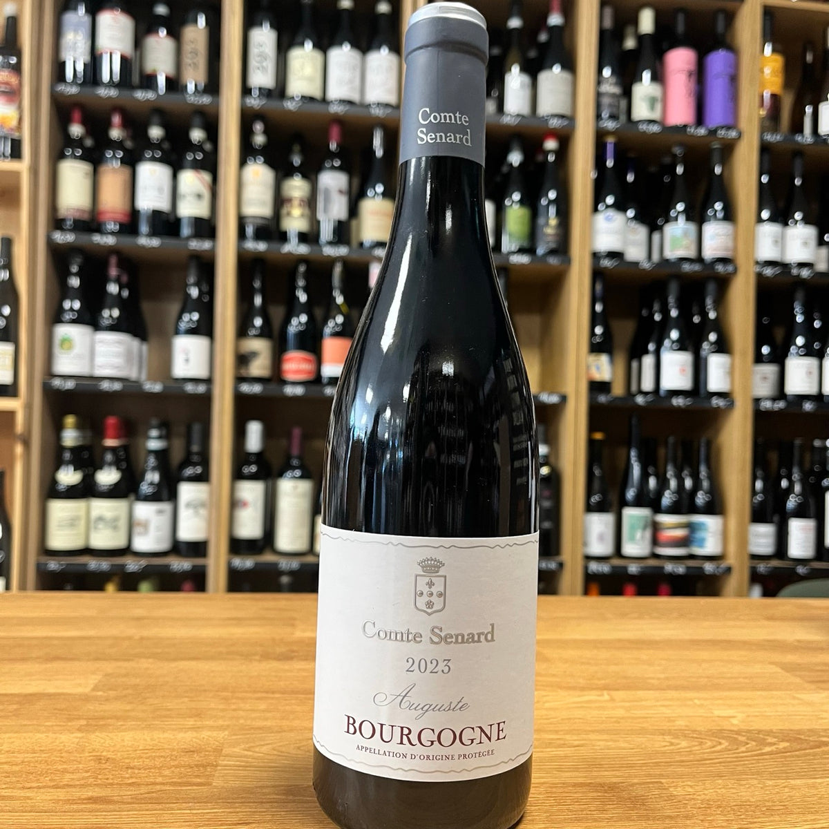Bouteille Vin Auguste Rouge 2023, AOC Bourgogne — agriculture biologique